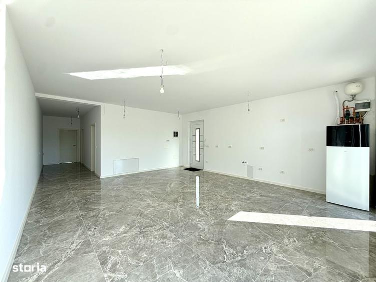 Casă cu 3 camere în Ghiroda