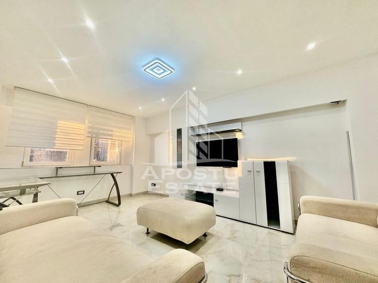 Apartament cu 3 camere decomandat, mobilat în Podgoria