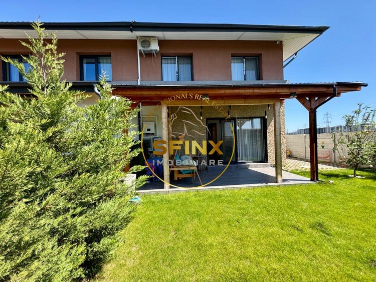 Duplex cu 4 camere cu Canalizare în Metalurgiei