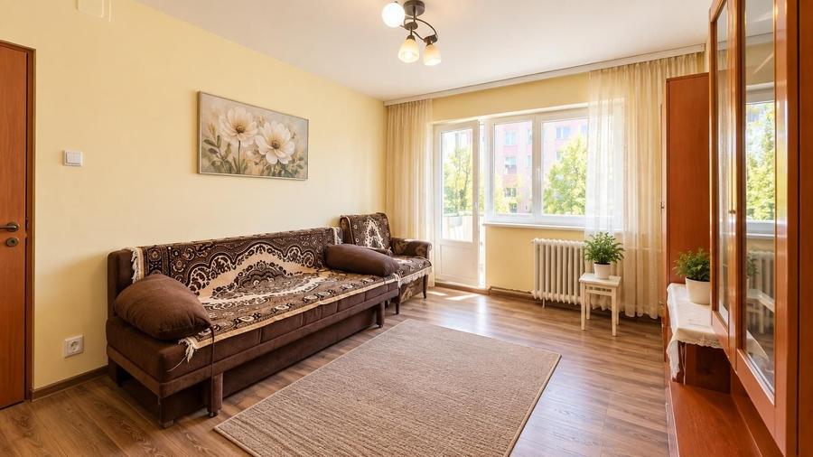 Apartament cu 3 camere semidecomandat în Dâmbovița