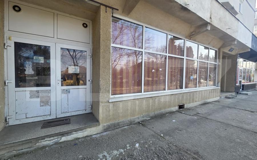 Spațiu comercial, de 165 mp, în Victoria