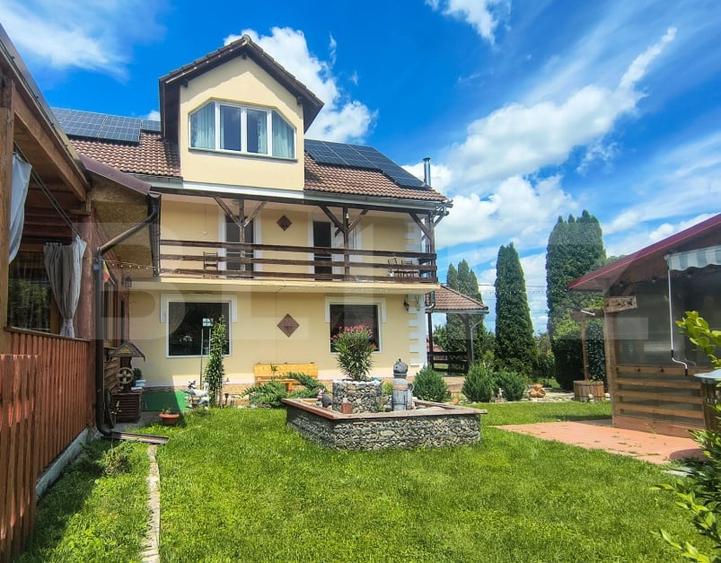 Casă individuală cu 12 camere cu Garaj în Viștișoara