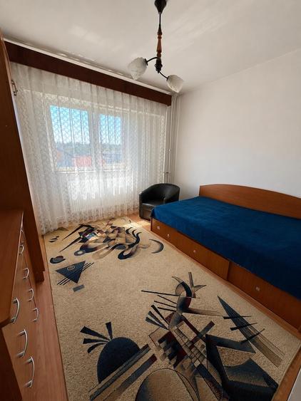 Apartament cu 3 camere în Trivale