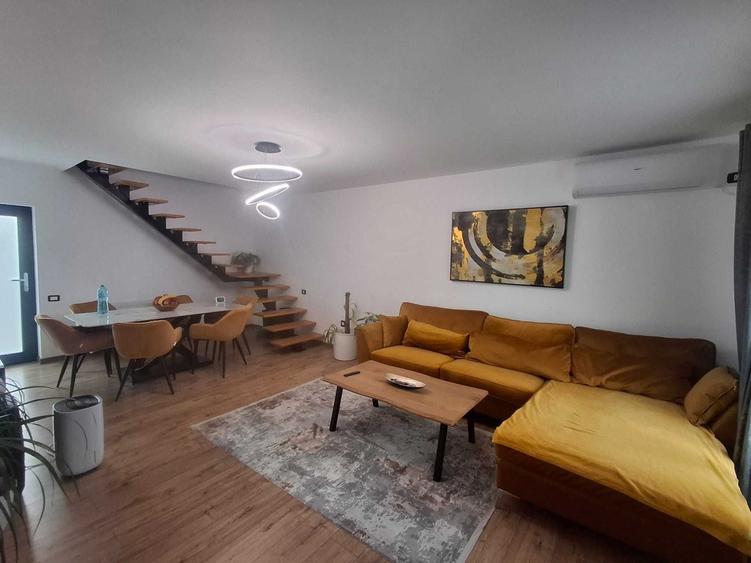 Casă cu 3 camere cu Teren 252 Mp în Valu lui Traian