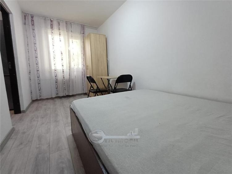 Apartament cu 2 camere semidecomandat, mobilat în Primăverii