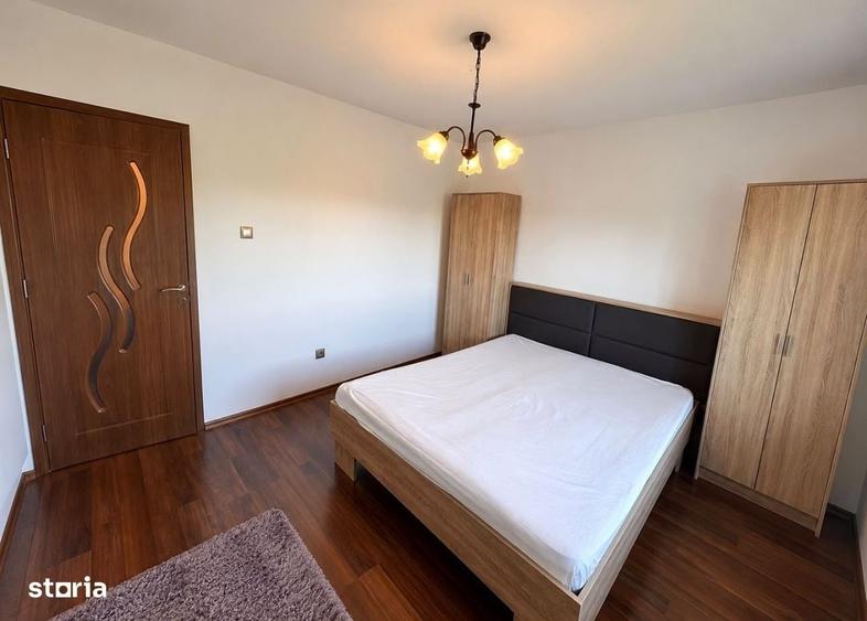 Apartament cu 2 camere decomandat în Lipovei