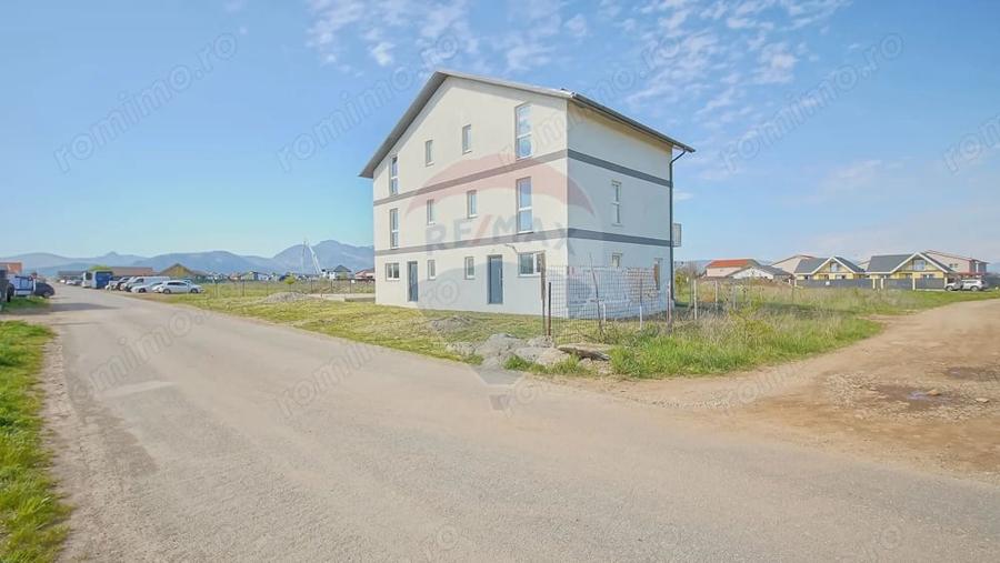 Casă cu 4 camere cu Teren 178 Mp în Tărlungeni