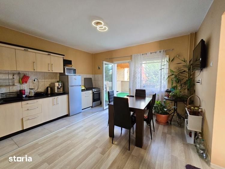 Casă cu 9 camere cu Teren 417 Mp în Gheorgheni