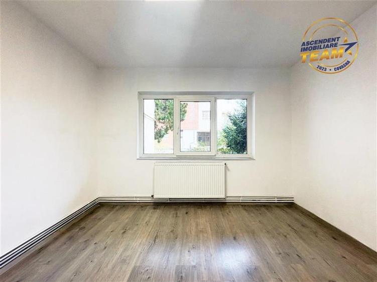 Spațiu comercial, de 54 mp, în Lenin