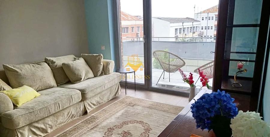 Apartament cu 2 camere semidecomandat, mobilat în Mănăștur