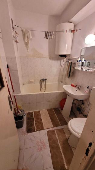 Apartament cu 2 camere nedecomandat în Petros