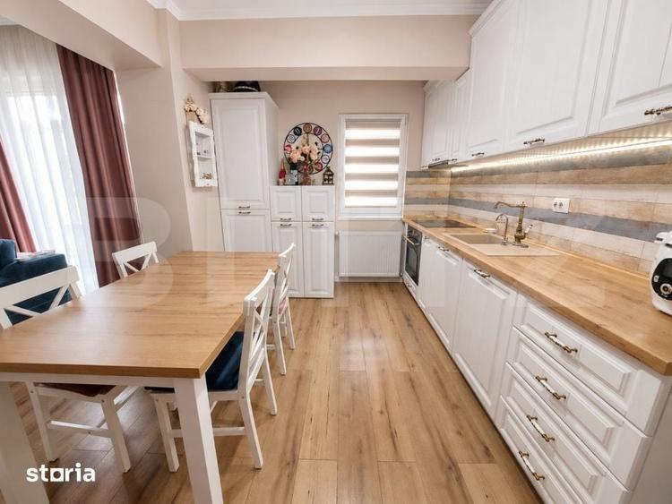 Apartament cu 3 camere semidecomandat în Central