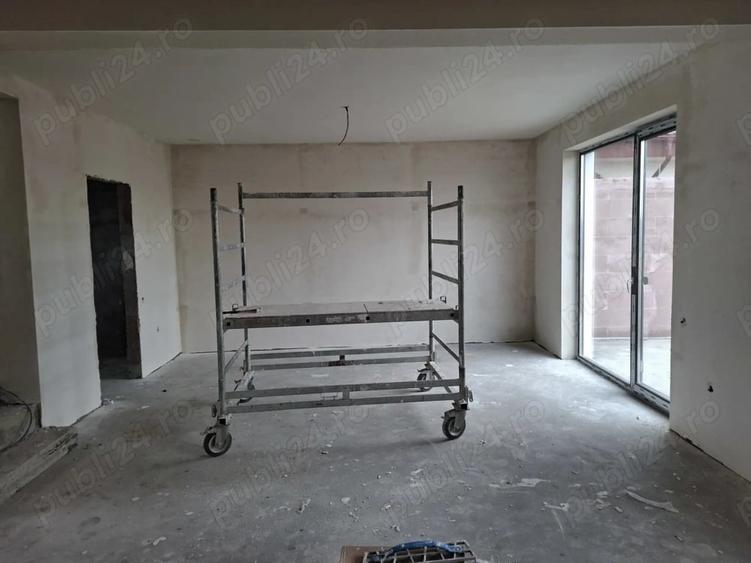 Casă cu 3 camere cu Teren 444 Mp în Central