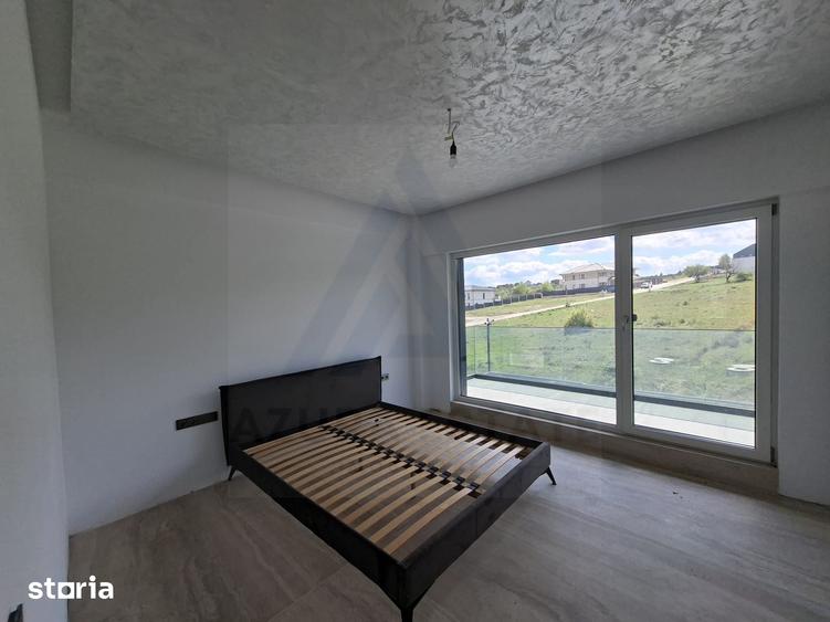 Casă cu 5 camere cu Teren 1190 Mp în Central