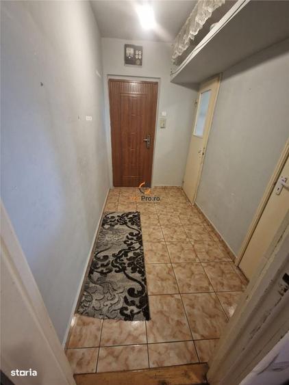 Apartament cu 2 camere semidecomandat în Dacia