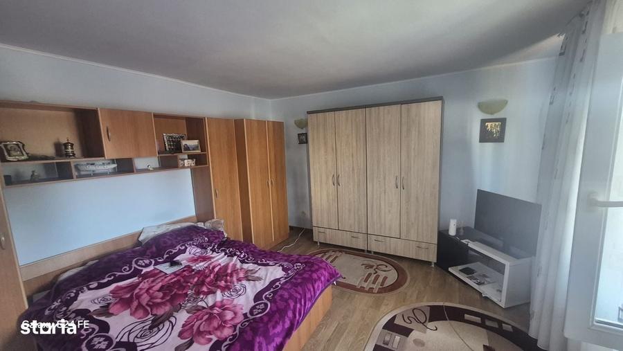 Casă cu 4 camere în Piatra