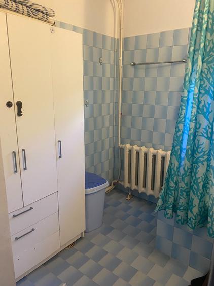 Casă individuală cu 6 camere cu Garaj în Km 5