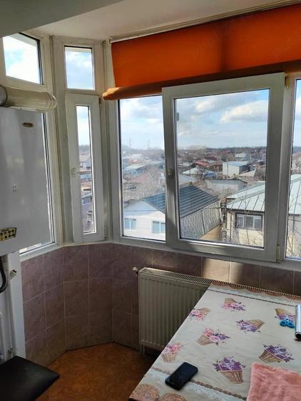 Apartament cu 2 camere decomandat în Obor
