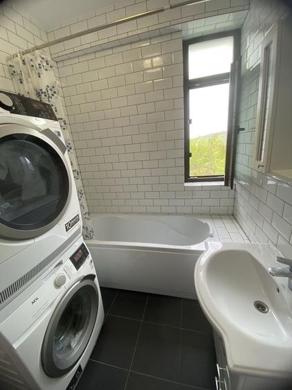 Apartament cu 3 camere decomandat în Valea Lupului