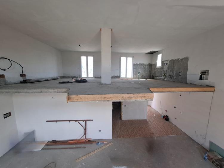 Casă cu 4 camere cu Teren 665 Mp în Boțârlău