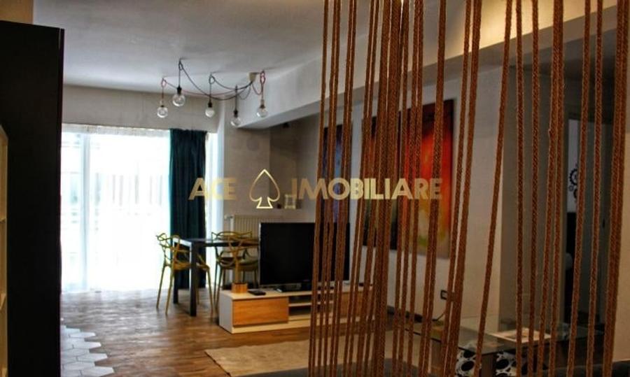 Apartament cu 3 camere decomandat, mobilat în Băneasa