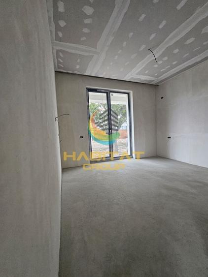 Casă individuală cu 5 camere cu Canalizare în Central