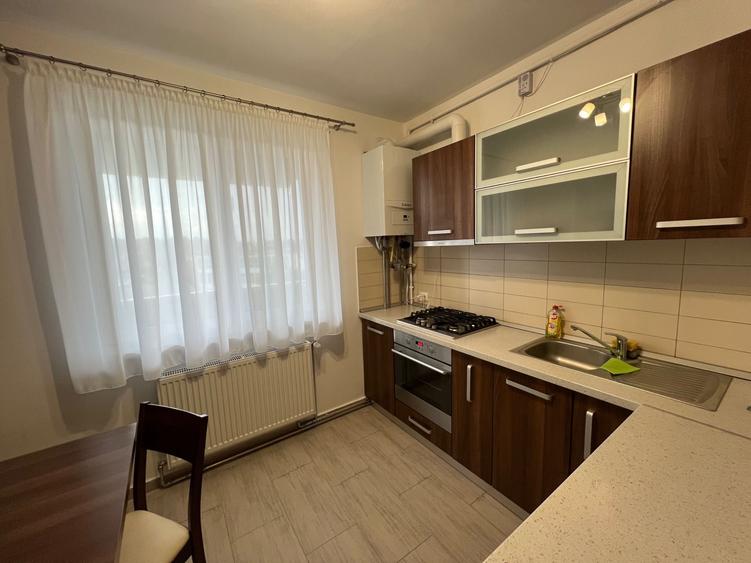Apartament cu 2 camere decomandat în Calea Dumbrăvii