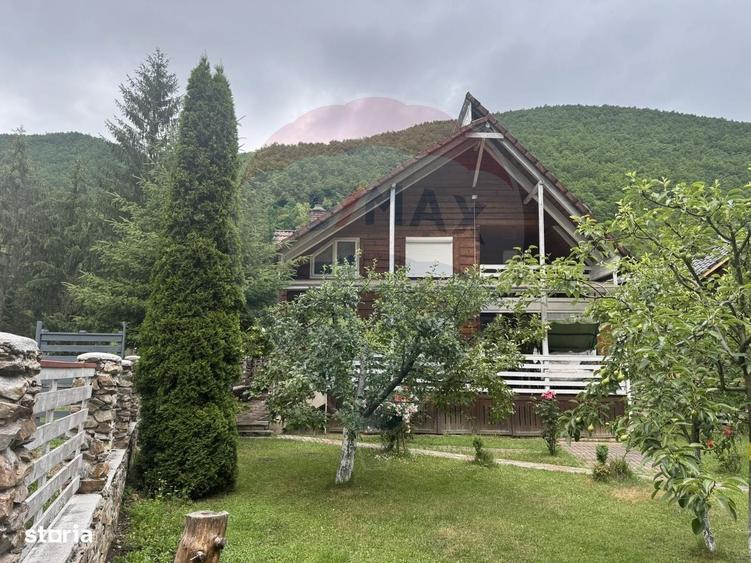 Casă cu 4 camere în Feleacu