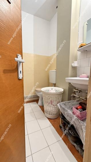 Apartament cu 3 camere decomandat în Țiglina 1