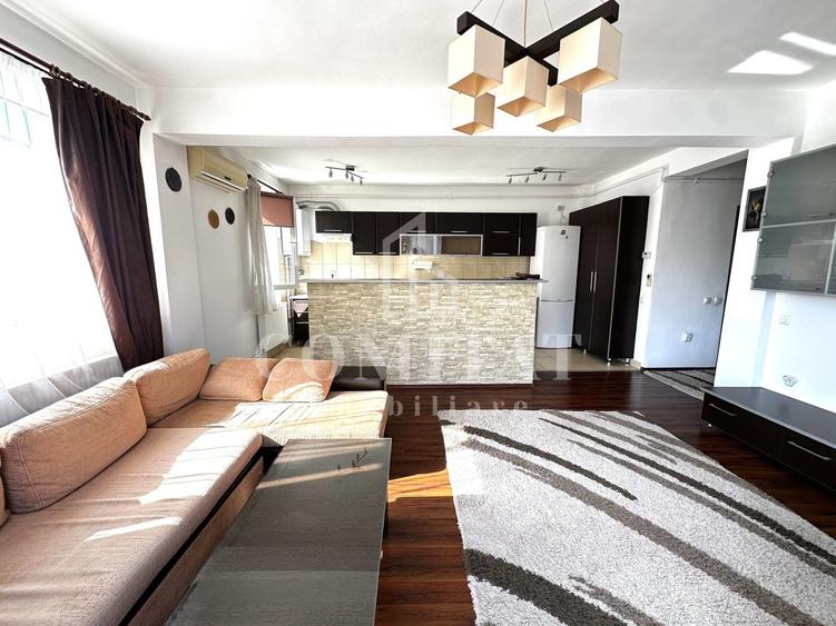 Apartament cu 2 camere semidecomandat, mobilat în Bună Ziua