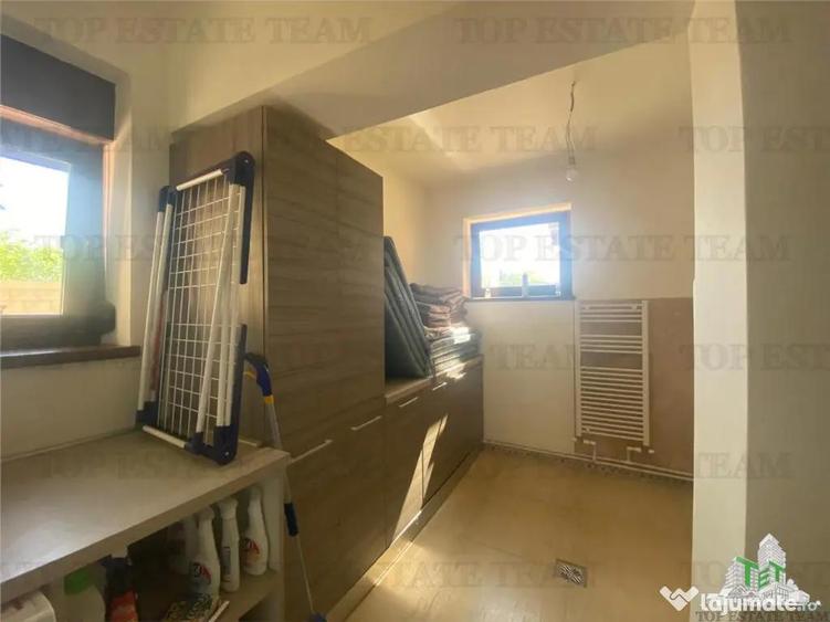 Casă cu 5 camere cu Teren 1045 Mp în Arsa