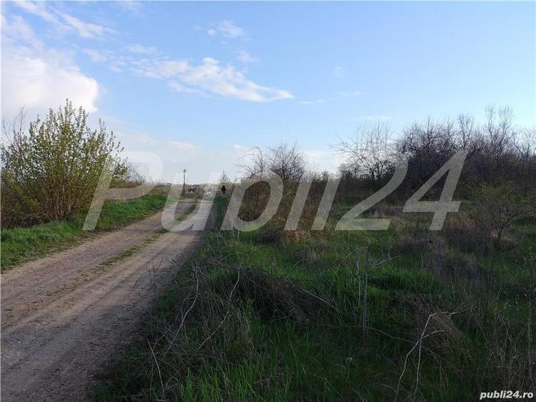 Teren de 650 mp, în Aeroport