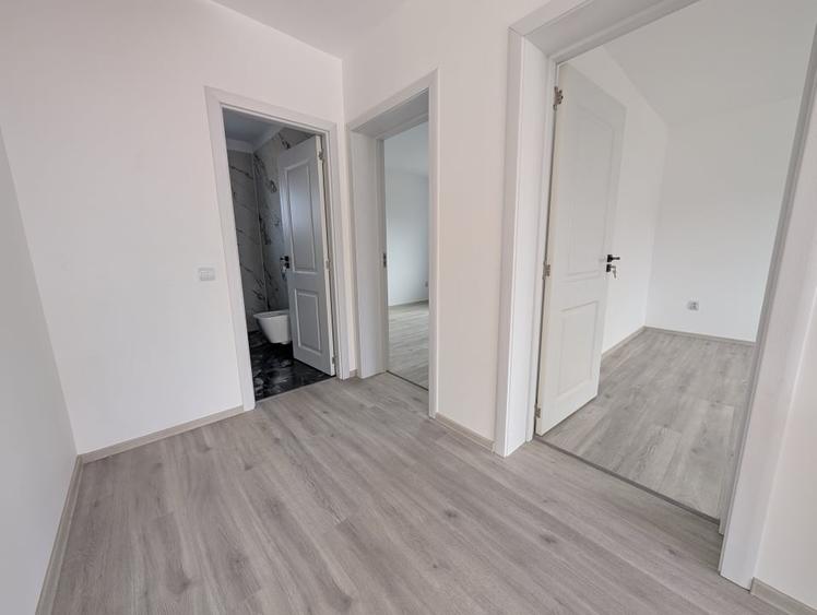 Casă individuală cu 3 camere cu Canalizare în Calea Moinești