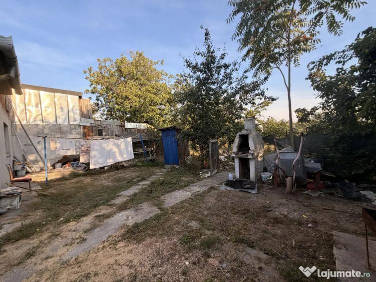 Casă cu 3 camere cu Teren 1487 Mp în Blașcovici