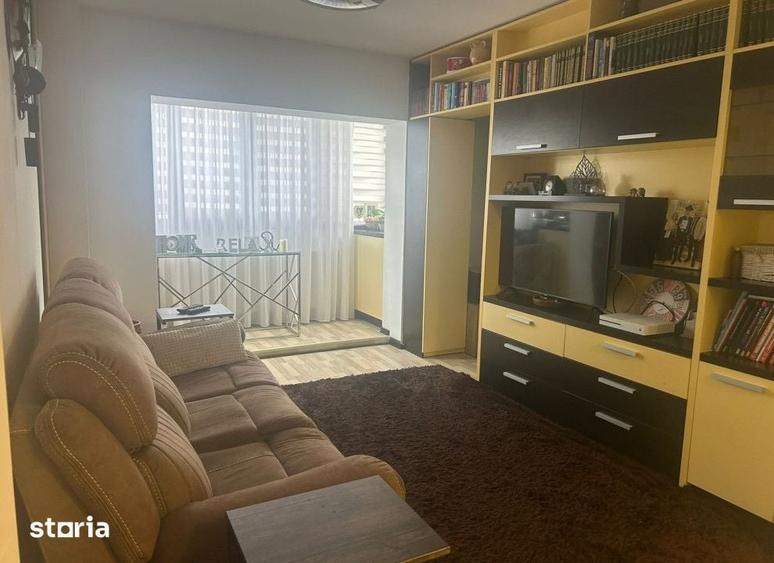 Apartament cu 2 camere decomandat în Canta