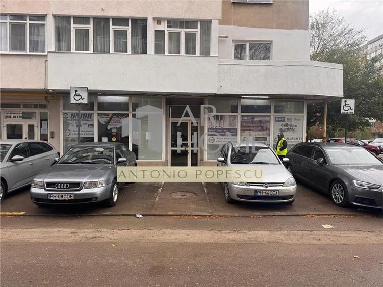 Spațiu comercial, de 76.300003051758 mp, în B-dul București