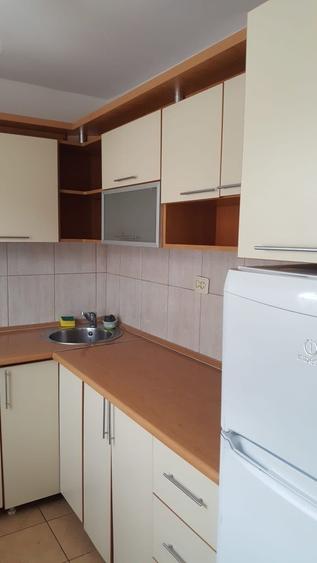 Apartament cu 2 camere semidecomandat în Cazino