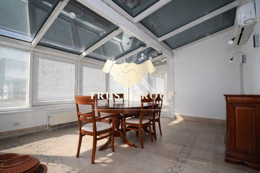 Apartament cu 5 camere decomandat în Grădina Icoanei