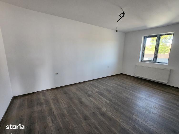 Casă cu 3 camere cu Teren 250 Mp în Mărgineni