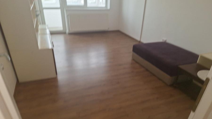 Vand apartament 2 camere in Gemenii - 1