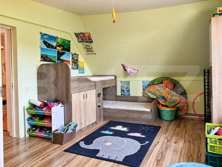 Casă cu Teren 1600 Mp în Cornești (Crăciunești)