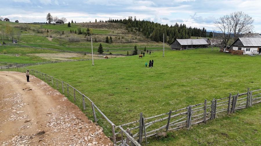 Teren Construcții intravilan de 4000 mp, în Măguri