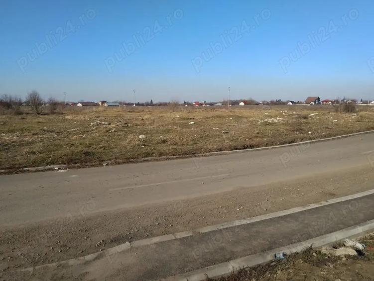 Teren de 2150 mp, în Central