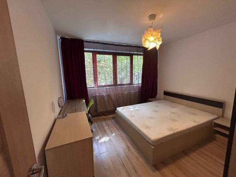 Apartament cu 2 camere decomandat, mobilat în Giurgiului