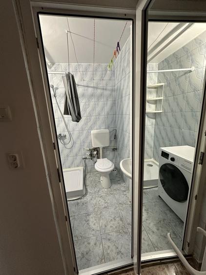 Garsonieră decomandată în Dobroești
