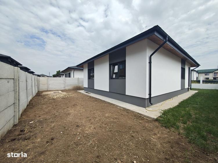 Casă cu 3 camere în Berceni