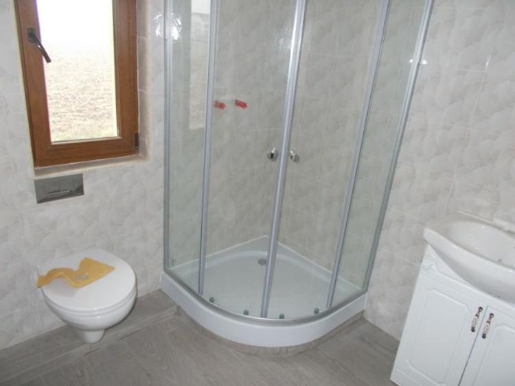 Casă individuală cu 5 camere cu Teren 350 Mp în Dumbrăvița