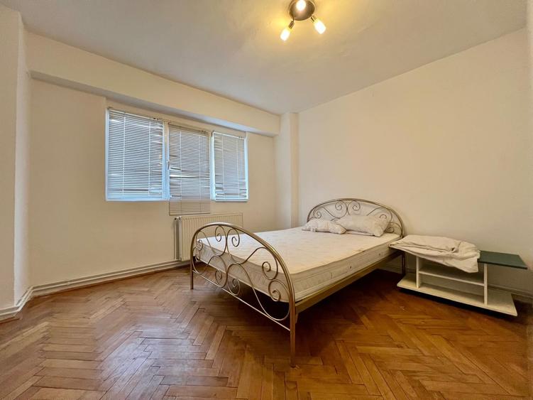 Apartament cu 3 camere decomandat, mobilat în Dacia