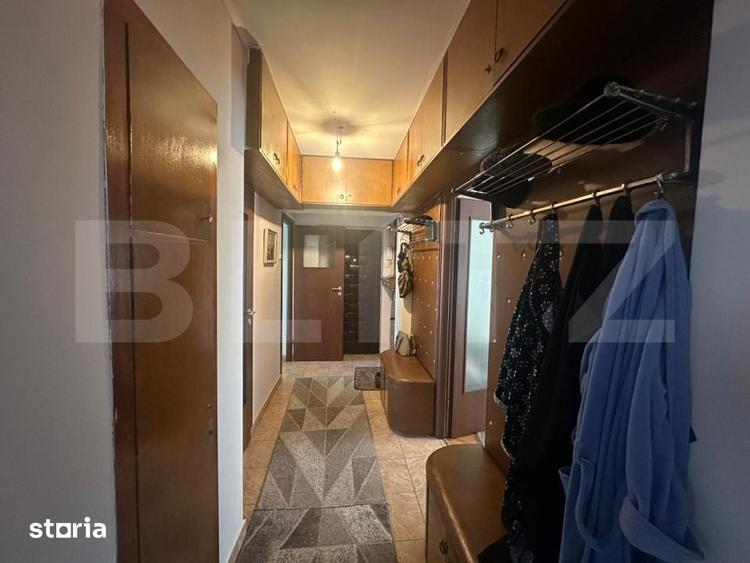 Apartament cu 4 camere decomandat în Micro 16