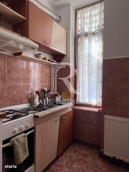 Apartament cu 3 camere în Centru Civic